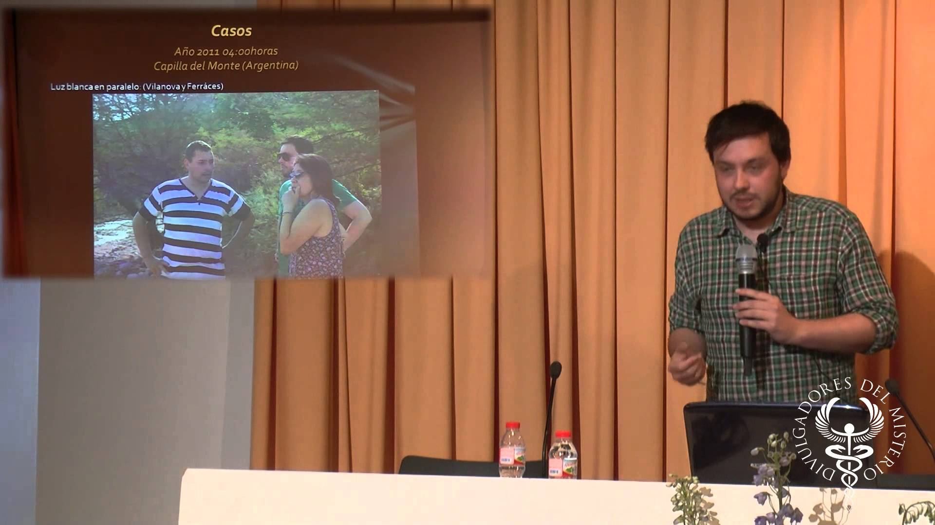 Tras la pista de los OVNI´s por David Mulé: