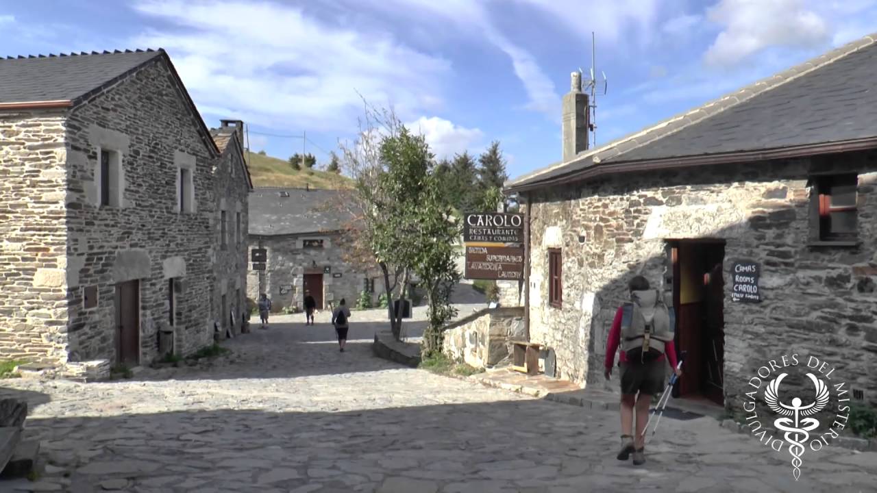 Santa Maria do Cebreiro. El Grial del Camino de Santiago. Lugo
