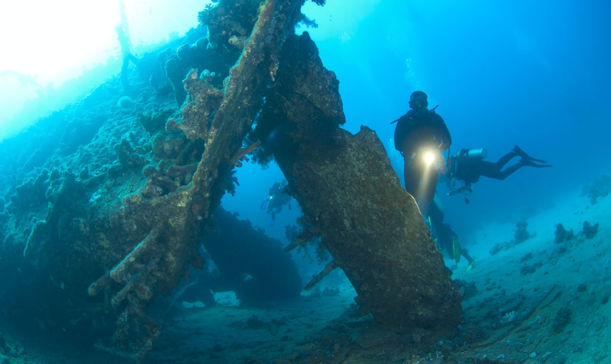 ¿Puede un Cementerio de Barcos Subacuáticos Ayudar a Resolver el Misterio Bíblico del Arca de Noé?