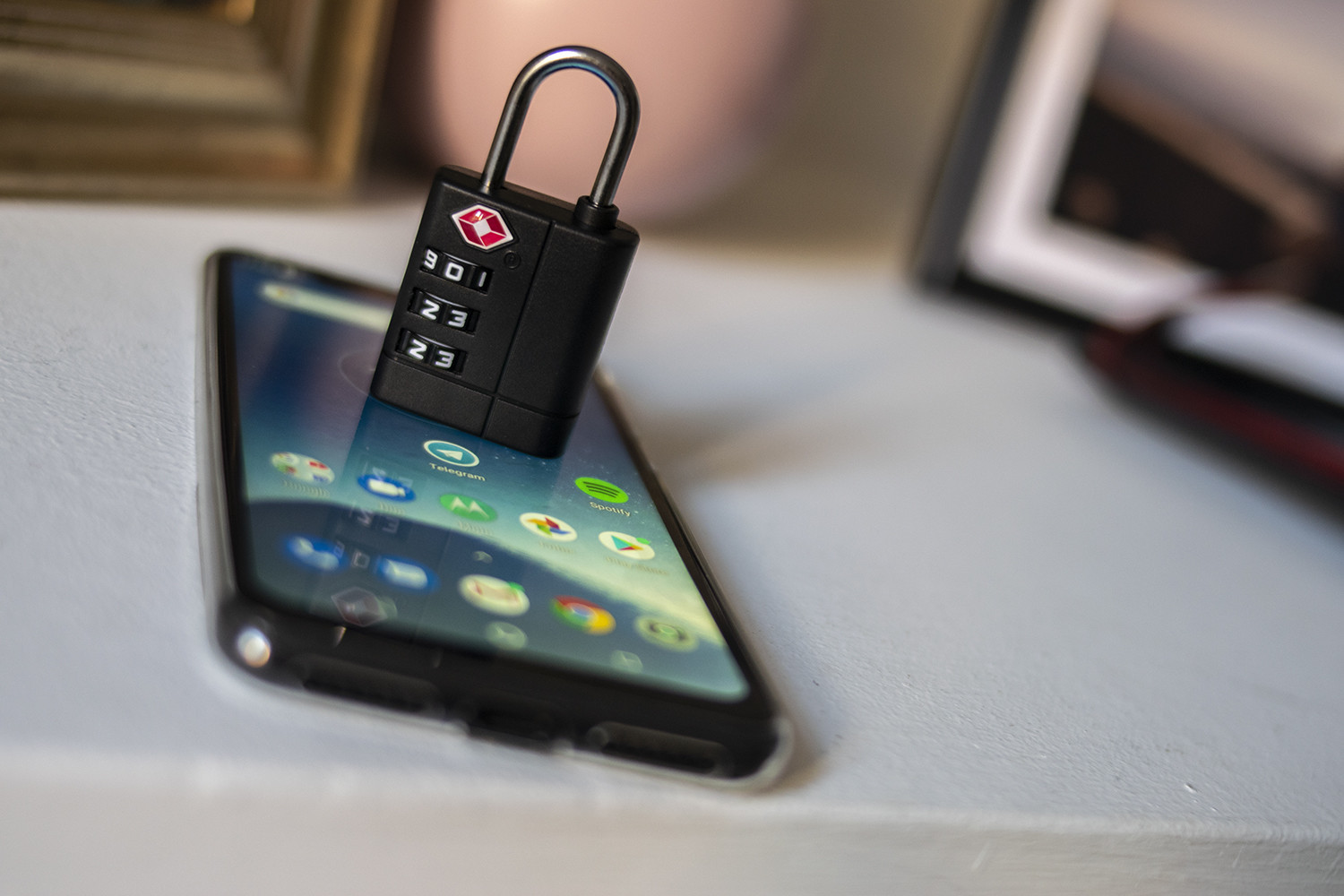 COMSec, la app que usan los ministros españoles en su móvil para cifrar llamadas y mensajes