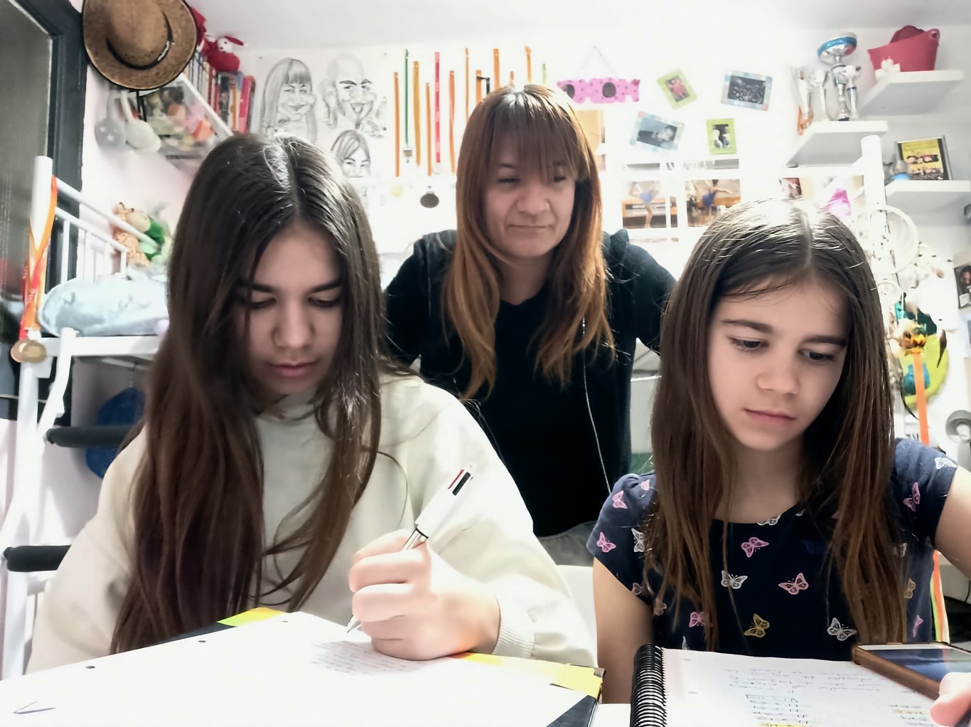 La escuela por Internet iba a democratizar la educación, pero el curso forzosamente online está teniendo el efecto opuesto