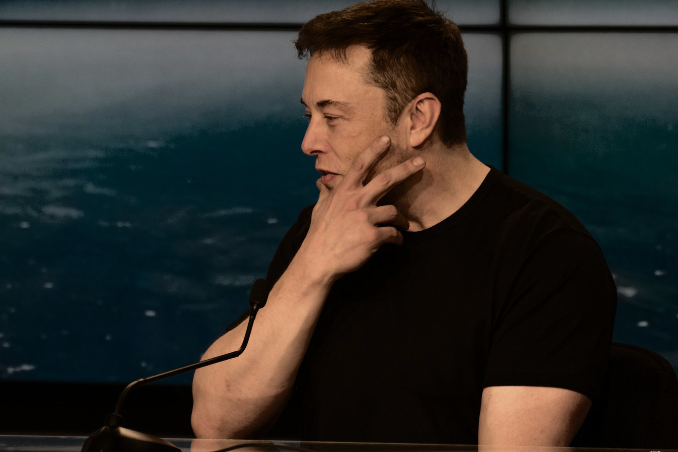 Elon Musk reabre su fábrica de Tesla en Fremont y desafía el confinamiento: "si alguien es arrestado, pido ser solo yo"