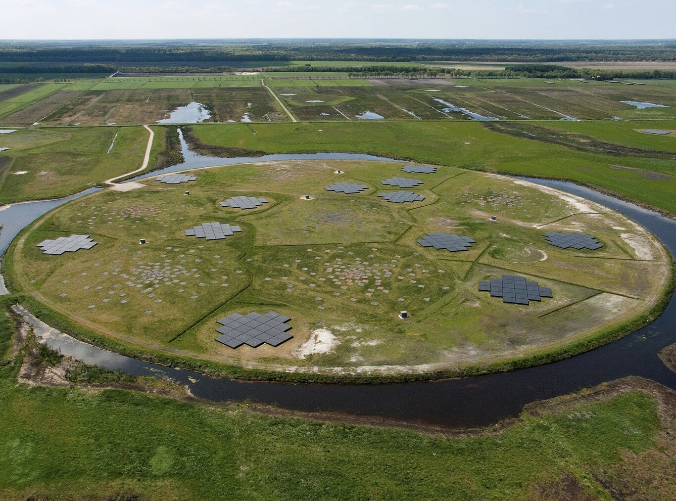 Descubren por primer vez un super planeta con la ayuda de un radiotelescopio