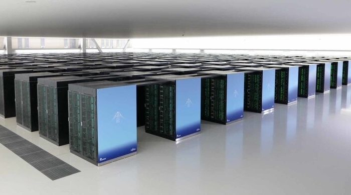 Intel, tienes otro problema: cómo ARM, con procesadores para móviles, está creciendo un 430% en el mercado de servidores