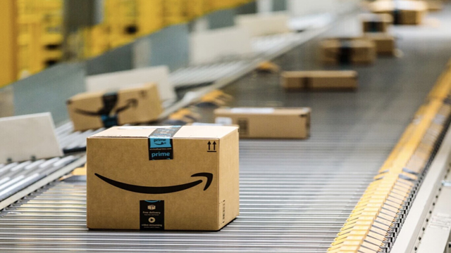 Empresas chinas vetadas por "reseñas falsas" demandan a Amazon