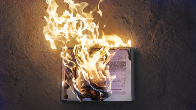 una novela romántica medieval oculta en el gorro de un obispo nos está ayudando a reconstruir las bibliotecas destruidas de la antigüedad