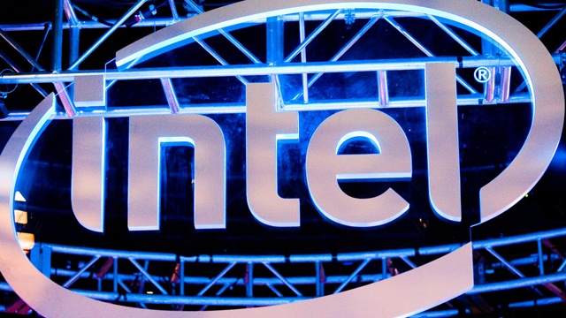 Intel suspende operaciones comerciales en Rusia