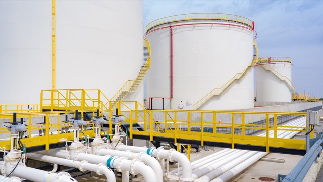 Si España quiere bajar el precio del petróleo ya sabe lo que tiene que hacer